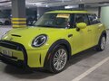 2023 Mini Hatch Cooper S III (F55/F56) Рестайлинг 2, зелёный, 3300000 рублей - вид 2