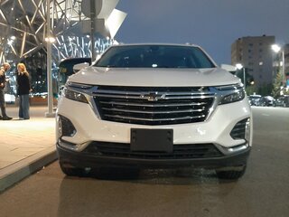 2022 Chevrolet Equinox III Рестайлинг, белый, 2800000 рублей, вид 4
