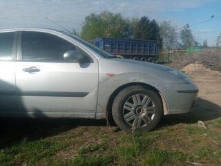 2003 Ford Focus I Рестайлинг, серебристый, 160000 рублей, вид 4