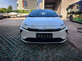 2026 Toyota Corolla XII (E210) Рестайлинг 2, белый, 1810030 рублей, вид 2