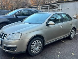 2009 Volkswagen Jetta V, бежевый, 650000 рублей, вид 3