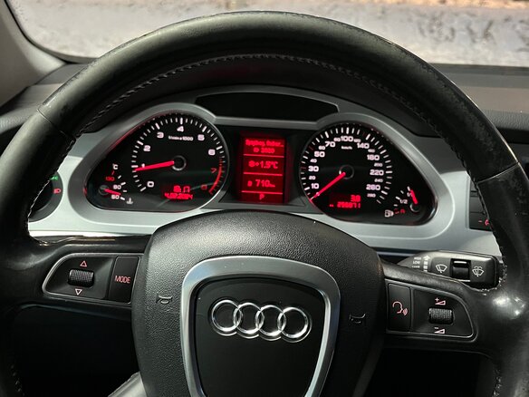 2010 Audi A6 III (C6) Рестайлинг, чёрный, 1377000 рублей - вид 11