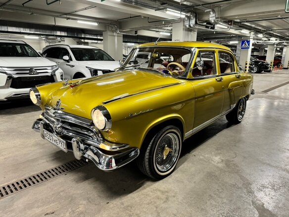 1959 ГАЗ 21 «Волга» 21Е, золотистый - вид 2