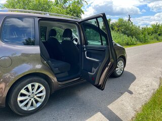 2011 Volkswagen Touran I Рестайлинг 2, коричневый, 1050000 рублей, вид 5