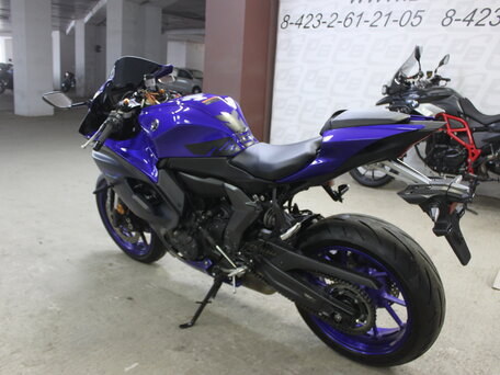 2022 Yamaha YZF-R7, синий, 699000 рублей, вид 5