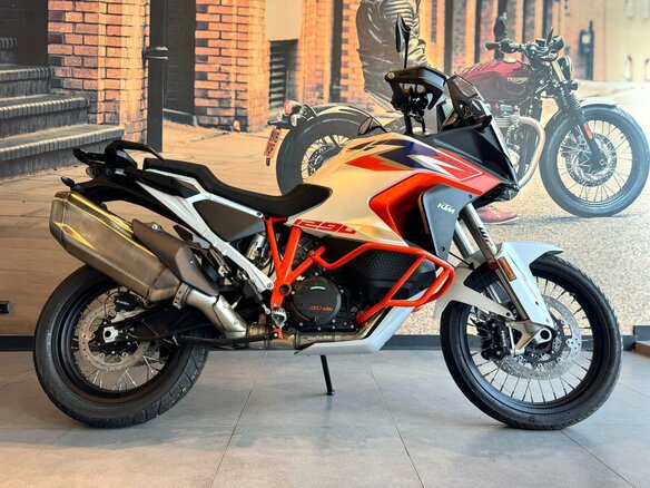 2024 KTM 1290 Super Adventure R, белый, 1920000 рублей
