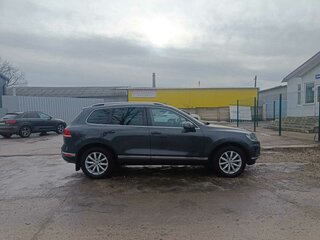 2016 Volkswagen Touareg II Рестайлинг, серый, 3250000 рублей, вид 5