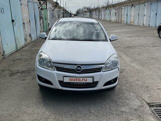 2013 Opel Astra H Рестайлинг, белый, 670000 рублей, вид 1