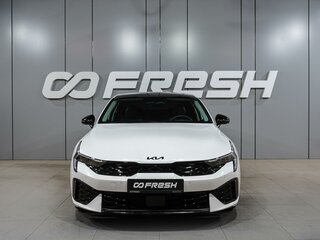 2024 Kia K5 III Рестайлинг, белый, 4599000 рублей, вид 3