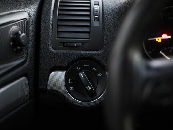2012 Skoda Octavia II (A5) Рестайлинг, белый, 599000 рублей - вид 8