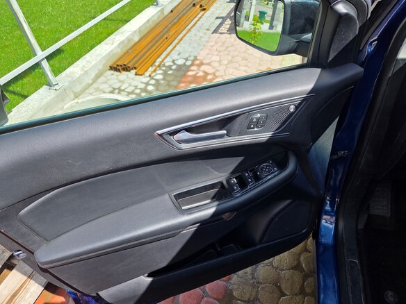 2020 Ford Edge II Рестайлинг, синий, 1700000 рублей - вид 12