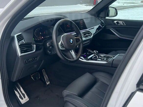 2019 BMW X5 30d IV (G05/G18), белый, 7000000 рублей - вид 3