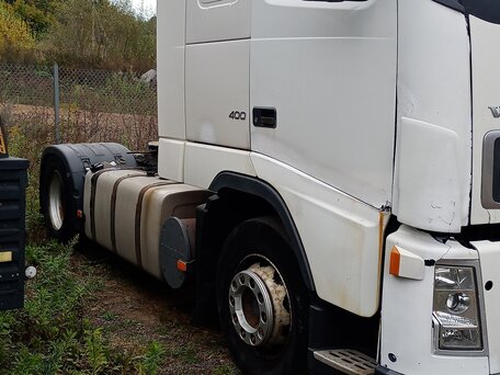 2008 Volvo FH, белый, 3000000 рублей, вид 3