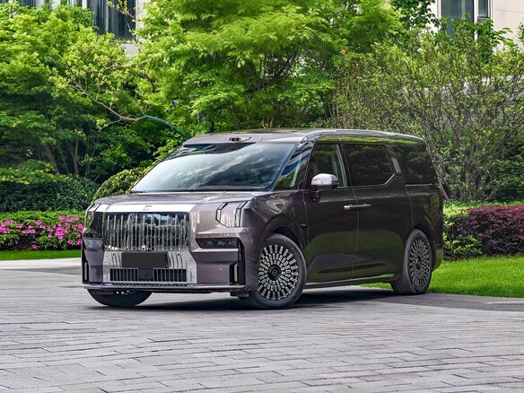 2026 Zeekr 009 140 kWh I Рестайлинг, фиолетовый, 13950000 рублей - вид 2