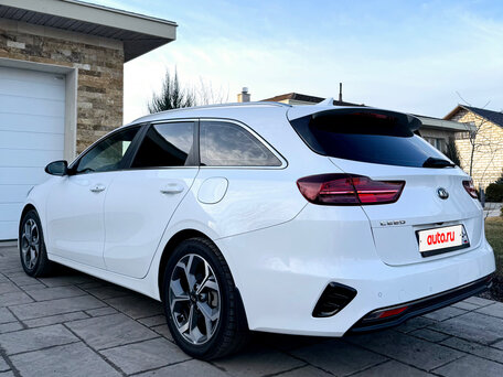 2021 Kia Ceed III, белый, 1730000 рублей, вид 3