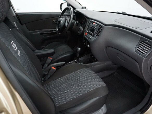 2009 Kia Rio II Рестайлинг, бежевый - вид 11