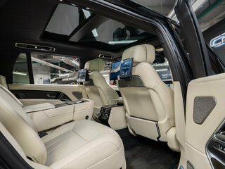 2026 Land Rover Range Rover P530 MHEV V, серый, 26800000 рублей, вид 2