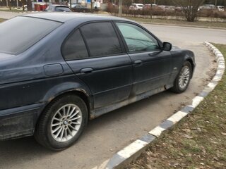 2002 BMW 5 серии 530i IV (E39) Рестайлинг, синий, 585000 рублей, вид 1