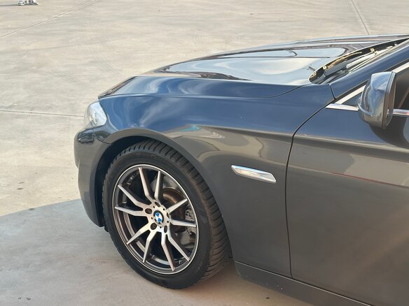 2011 BMW 5 серии 523i VI (F10/F11/F07), серый, 1700000 рублей - вид 12