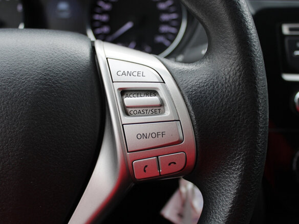 2017 Nissan Qashqai II, серебристый - вид 21