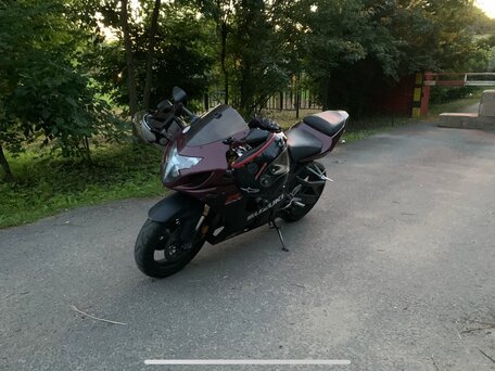 2005 Suzuki GSX-R 600, красный, 550000 рублей, вид 3