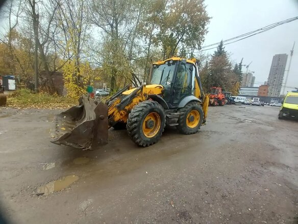 2012 JCB 4CX, 5000000 рублей