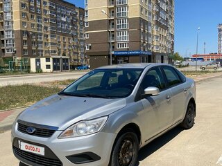 2010 Ford Focus II Рестайлинг, серый, 630000 рублей, вид 1