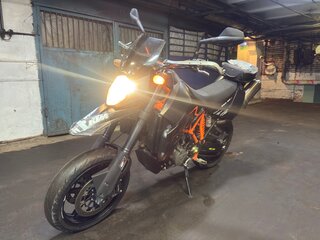 KTM 950 SM