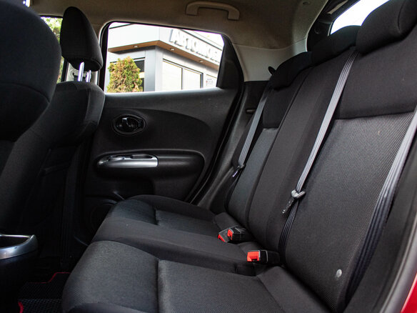 2011 Nissan Juke I, красный - вид 9