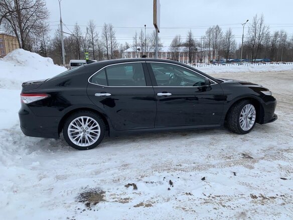2018 Toyota Camry VIII (XV70), чёрный - вид 2