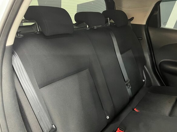2013 Nissan Juke I, белый - вид 20