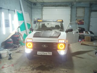 2001 Lada (ВАЗ) 2121 (4x4) I Рестайлинг, белый, 305000 рублей, вид 3