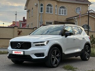 2019 Volvo XC40 I, белый, 3080000 рублей, вид 1