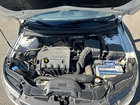 2012 Kia Cerato 6-speed II, белый, 950000 рублей - вид 10
