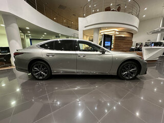 2018 Lexus LS 500 V, серый, 7478000 рублей, вид 4