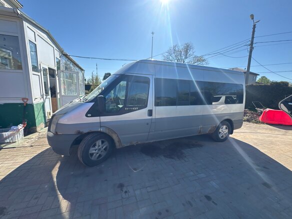 2010 Ford Transit, серый, 1150000 рублей - вид 1