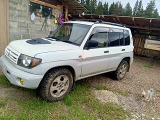 1998 Mitsubishi Pajero iO, серый, 420000 рублей, вид 2