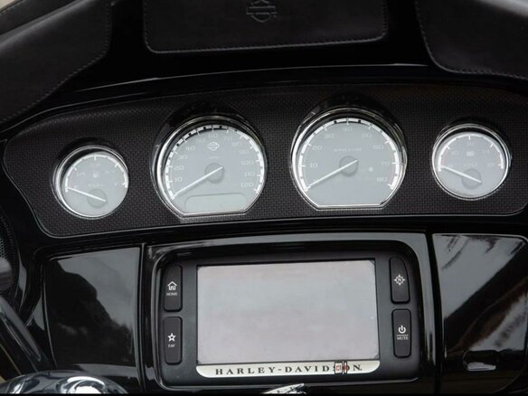 2016 Harley-Davidson CVO Limited, красный, 1900000 рублей - вид 5