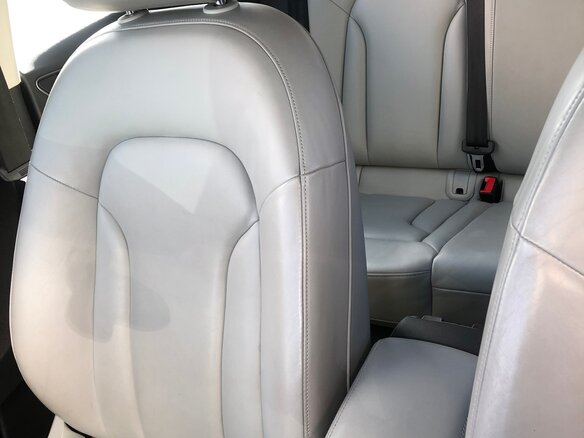 2012 Audi Q3 I (8U), белый - вид 2