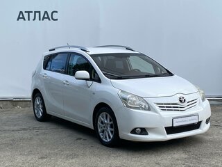 2011 Toyota Verso I, белый, 1190000 рублей, вид 2