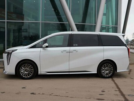 2026 GAC M8, белый, 6765499 рублей, вид 3