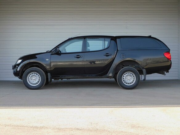 2014 Mitsubishi L200 IV, чёрный - вид 15