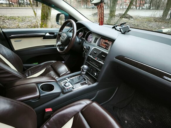 2012 Audi Q7 8-speed I (4L) Рестайлинг, чёрный, 2500000 рублей - вид 13