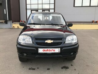 2011 Chevrolet Niva I Рестайлинг, чёрный, 499000 рублей, вид 1