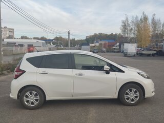 2019 Nissan Note II Рестайлинг, белый, 1250000 рублей, вид 5