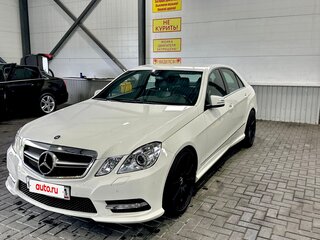 2011 Mercedes-Benz E-Класс 300 IV (W212, S212, C207), белый, 1690000 рублей, вид 2