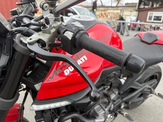 2021 Ducati Monster 937, красный, 970000 рублей, вид 4