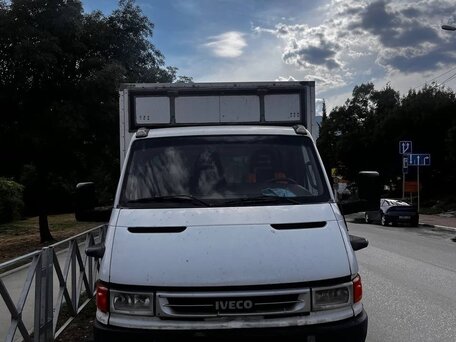 2006 Iveco Daily, белый, 1400000 рублей, вид 1