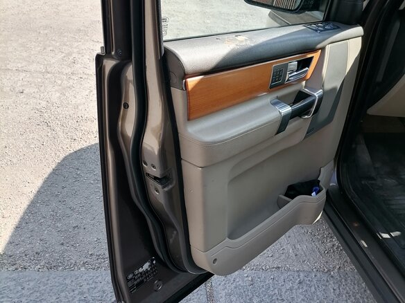 2010 Land Rover Discovery IV, золотистый, 3250000 рублей - вид 5