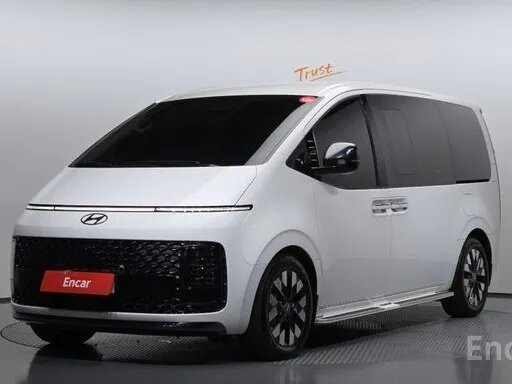 Открыть фотографии: Hyundai Staria I